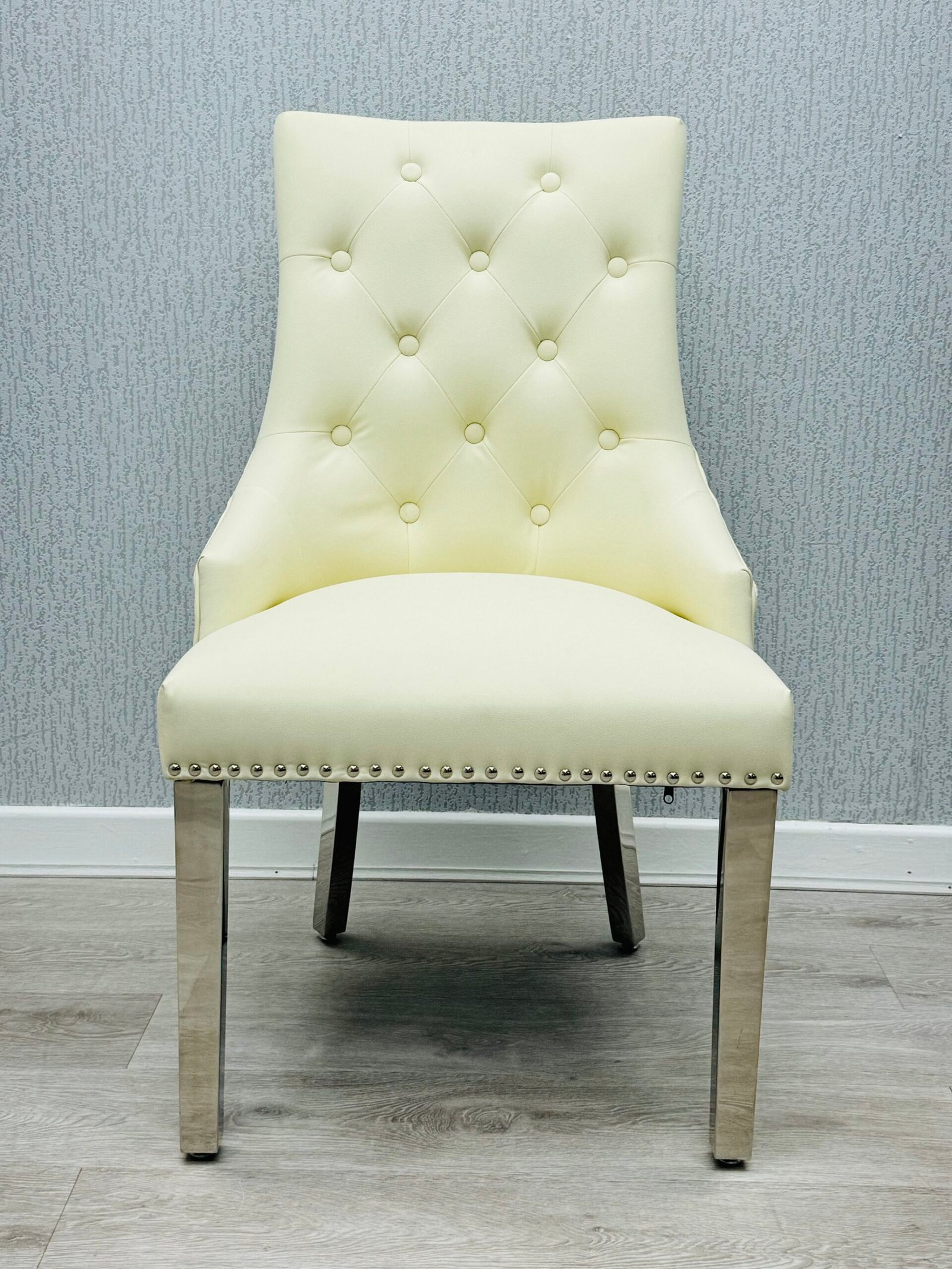 Majestic Cream PU Chair Majestic Cream PU Chair